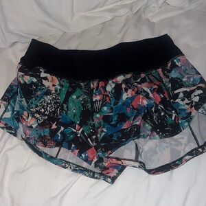 Lululemon Speed Up, 2.5 Inch, like new